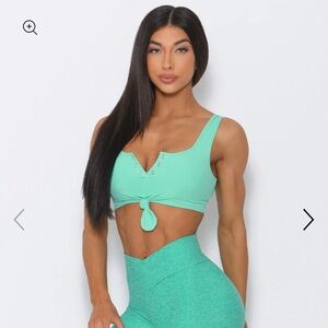 Bombshell Sportswear Henley Sports Bra - size M - color Mint